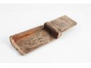 Drewniane pudełka na tytoń (fragmenty)