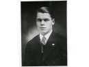 Fotografia: Mieczysław Nierzwicki w ubraniu cywilnym.