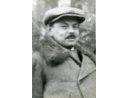 Fotografie Adama Grzegżółko w ubraniu cywilnym.