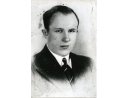 Fotografia: Edmund Grobelny w ubraniu cywilnym.