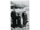 Fotografia rodzinna: Wawrzyniec Marchewski z lewej w mundurze por.