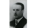 Fotografia: Wacław Osiński w ubraniu cywilnym.
