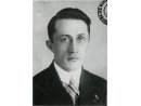 Fotografie: Stanisław Hetmanek w ubraniu cywilnym.