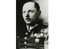 Fotografia: kpt. Wacław Radziszewski w mundurze.