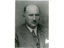 Fotografie: Karol Ruszczyński w cywilnym ubraniu.