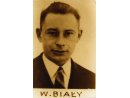 Fotografia: Witold Biały w garniturze.