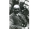 Fotografia: Gutkowski Tadeusz w cywilnym ubraniu.