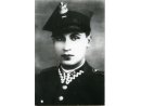 Fotografia: Tadeusz Zawadzki w mundurze strzelca podchorążego.