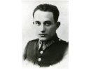 Fotografia: Tadeusz Tuleja w mundurze podporucznika piechoty z koalicyjką.