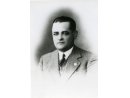 Fotografia: Zygmunt Bończewski-Bończa w garniturze.