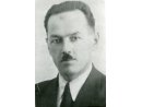 Fotografia: Józef Kopeć w garniturze.